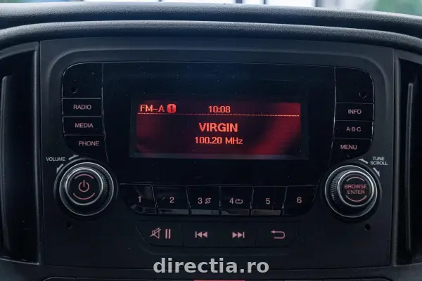 Poza anunț 26
