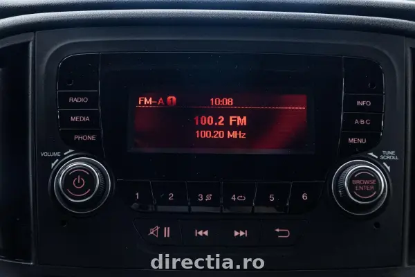 Poza anunț 36