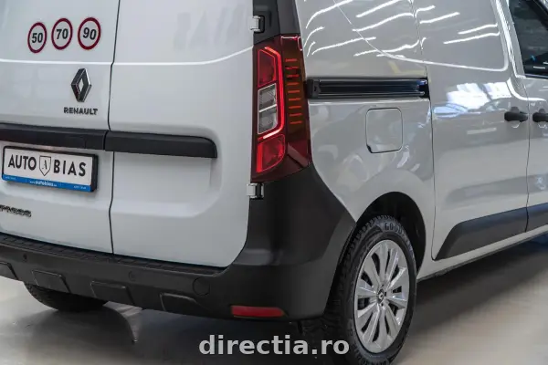 Poza anunț 32