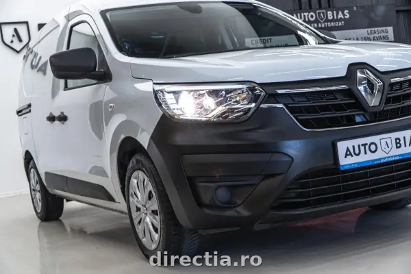 Poza anunț 28