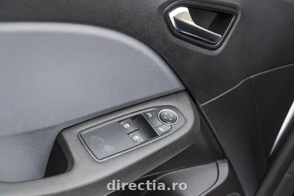 Poza anunț 26