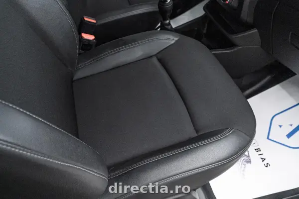 Poza anunț 37