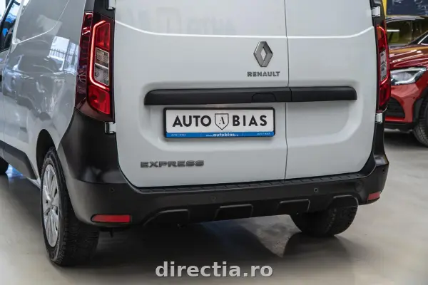 Poza anunț 38