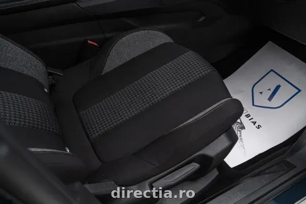 Poza anunț 32
