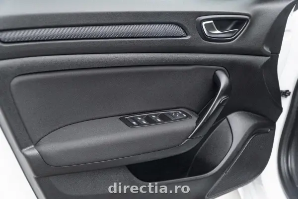 Poza anunț 26