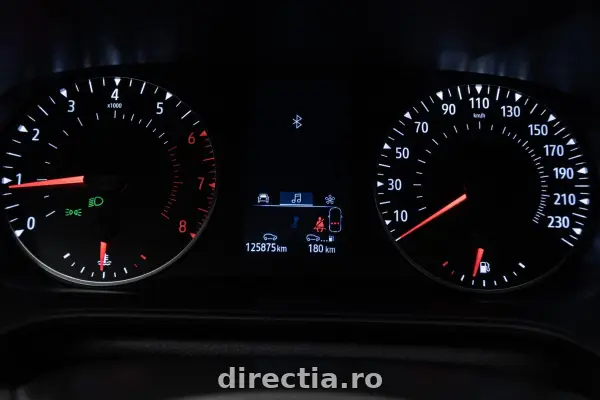 Poza anunț 32