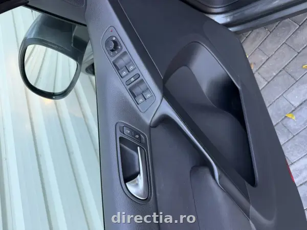 Poza anunț 12