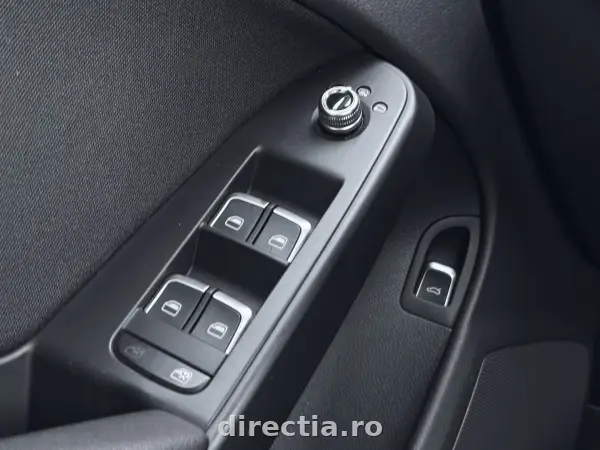 Poza anunț 18