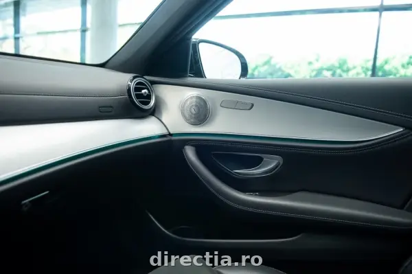 Poza anunț 32