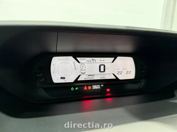 Poza anunț 12