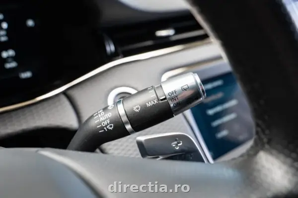 Poza anunț 28