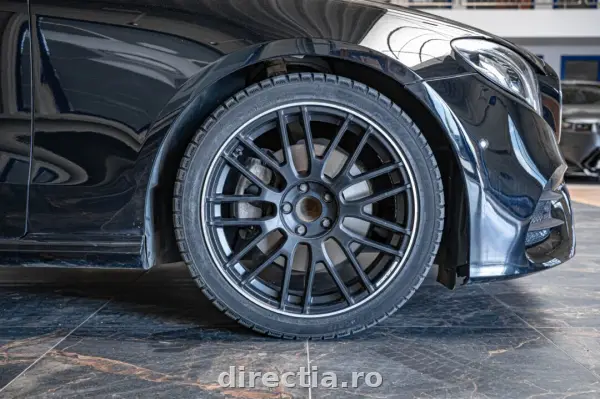 Poza anunț 12