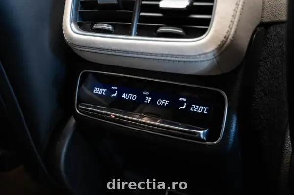 Poza anunț 12