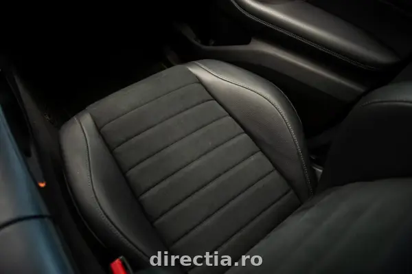 Poza anunț 18