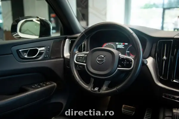 Poza anunț 32