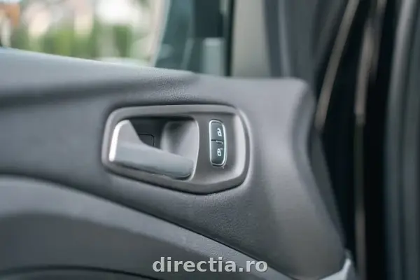 Poza anunț 28