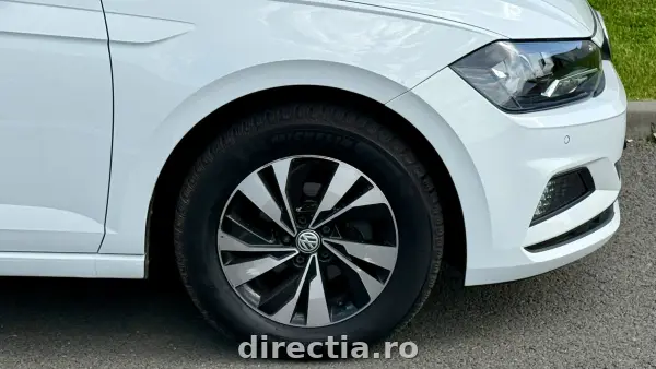 Poza anunț 18