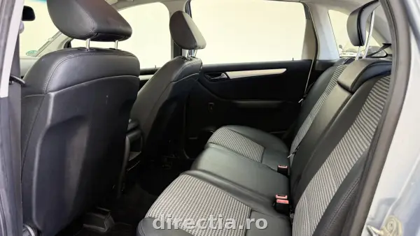 Poza anunț 8