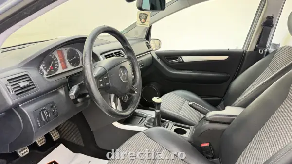 Poza anunț 11