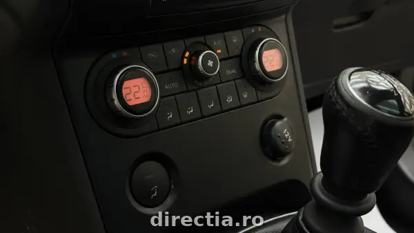 Poza anunț 18