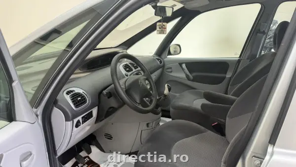 Poza anunț 11