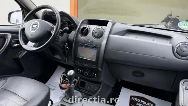 Poza anunț 12