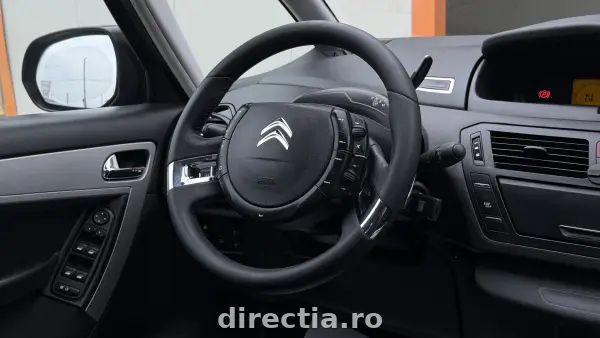 Poza anunț 15