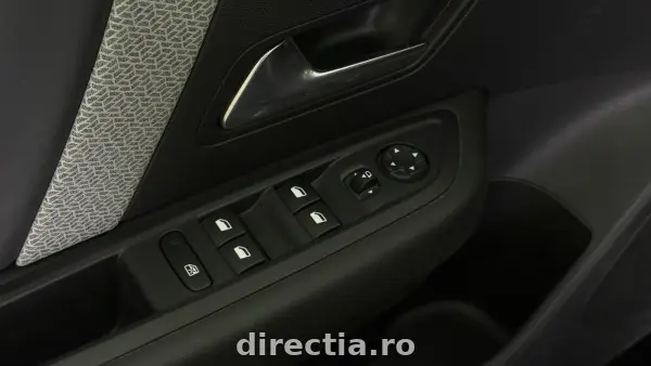 Poza anunț 26