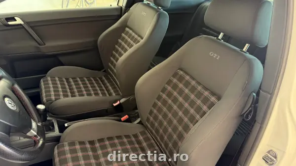Poza anunț 13