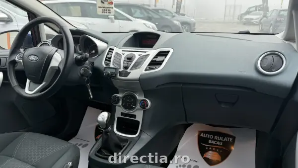 Poza anunț 12