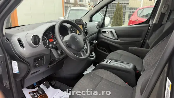 Poza anunț 11