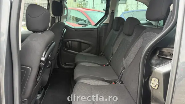 Poza anunț 8