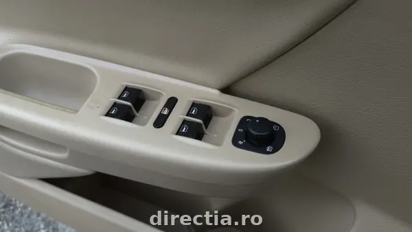 Poza anunț 17