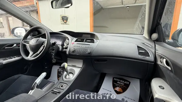 Poza anunț 12