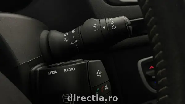 Poza anunț 18