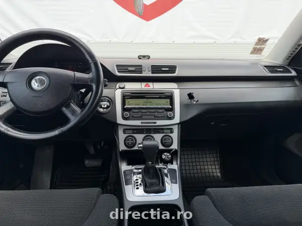 Poza anunț 12