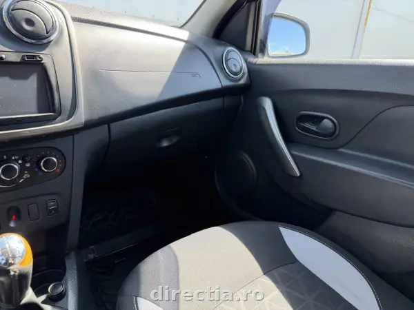 Poza anunț 12