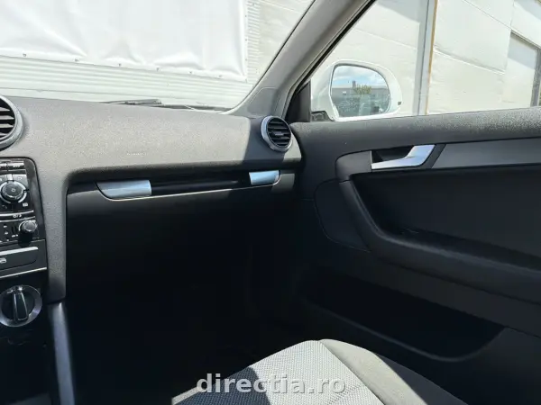 Poza anunț 12