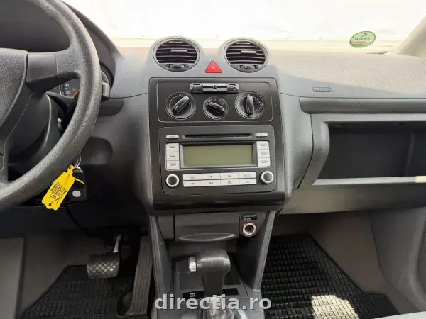 Poza anunț 12