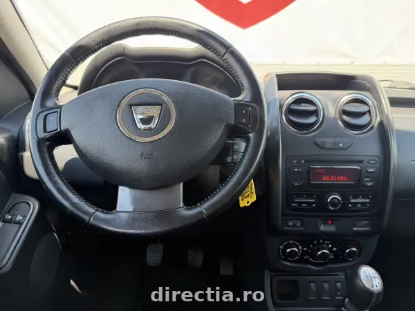 Poza anunț 12