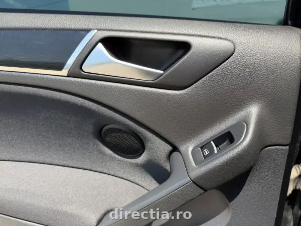 Poza anunț 12