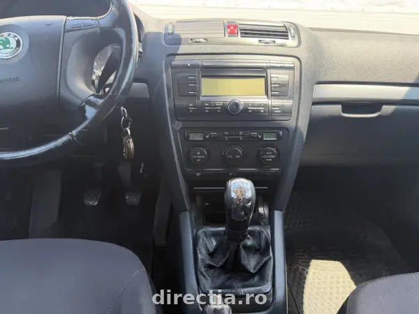 Poza anunț 12