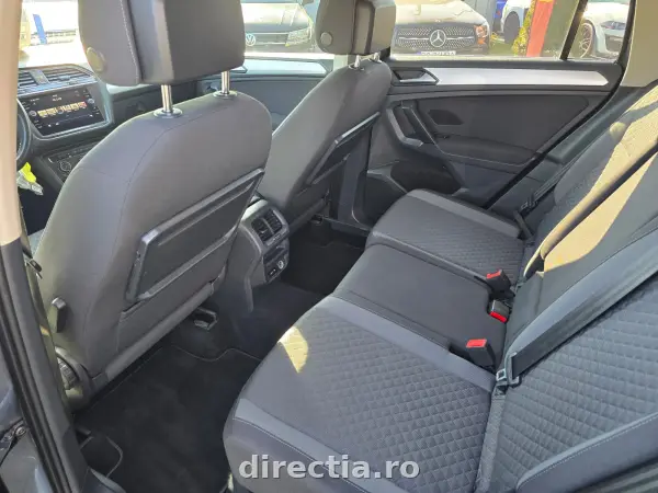 Poza anunț 12