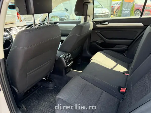 Poza anunț 12