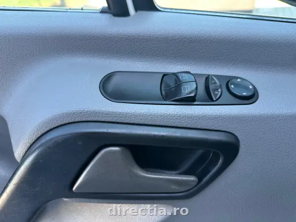 Poza anunț 11