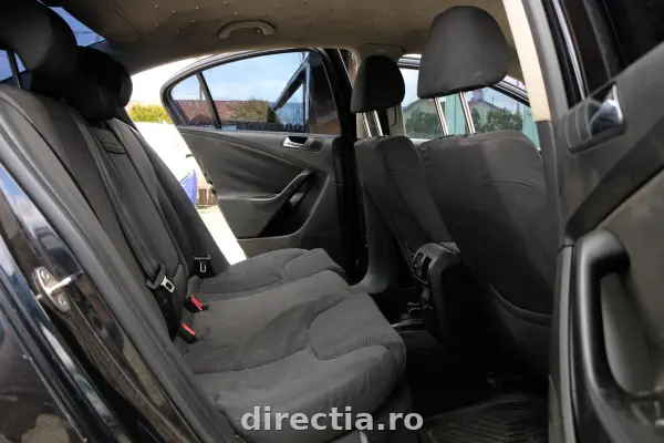 Poza anunț 14