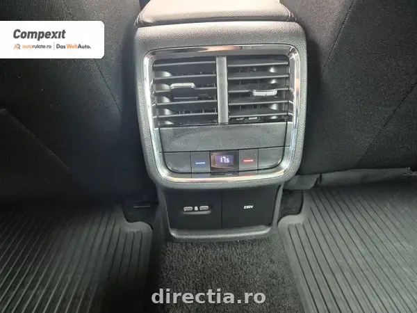 Poza anunț 12