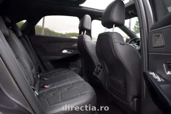 Poza anunț 12