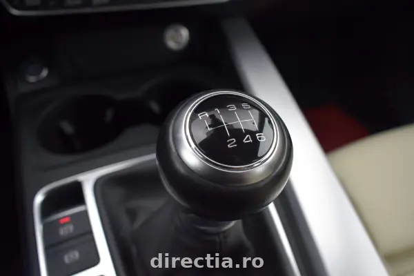 Poza anunț 18