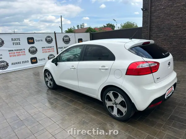 Poza anunț 9